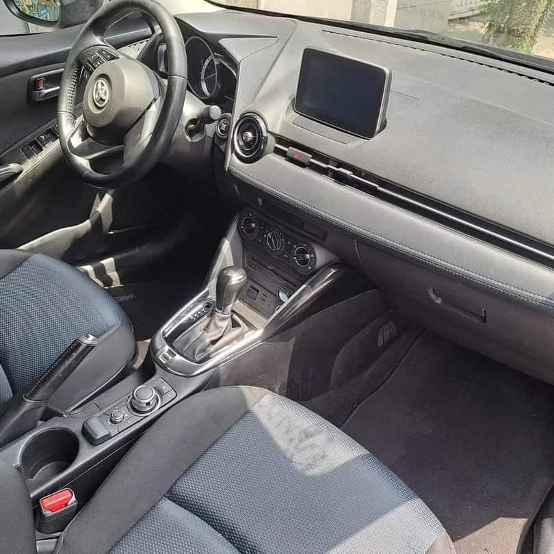 Toyota Yaris R XLE $150,000