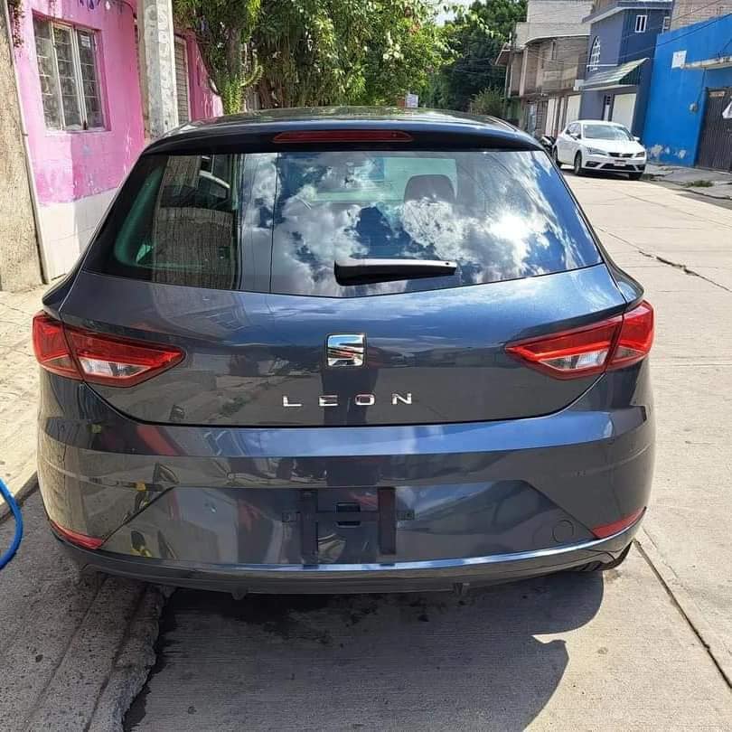 Seat Leon Stayle Turbo 2019 $265,000