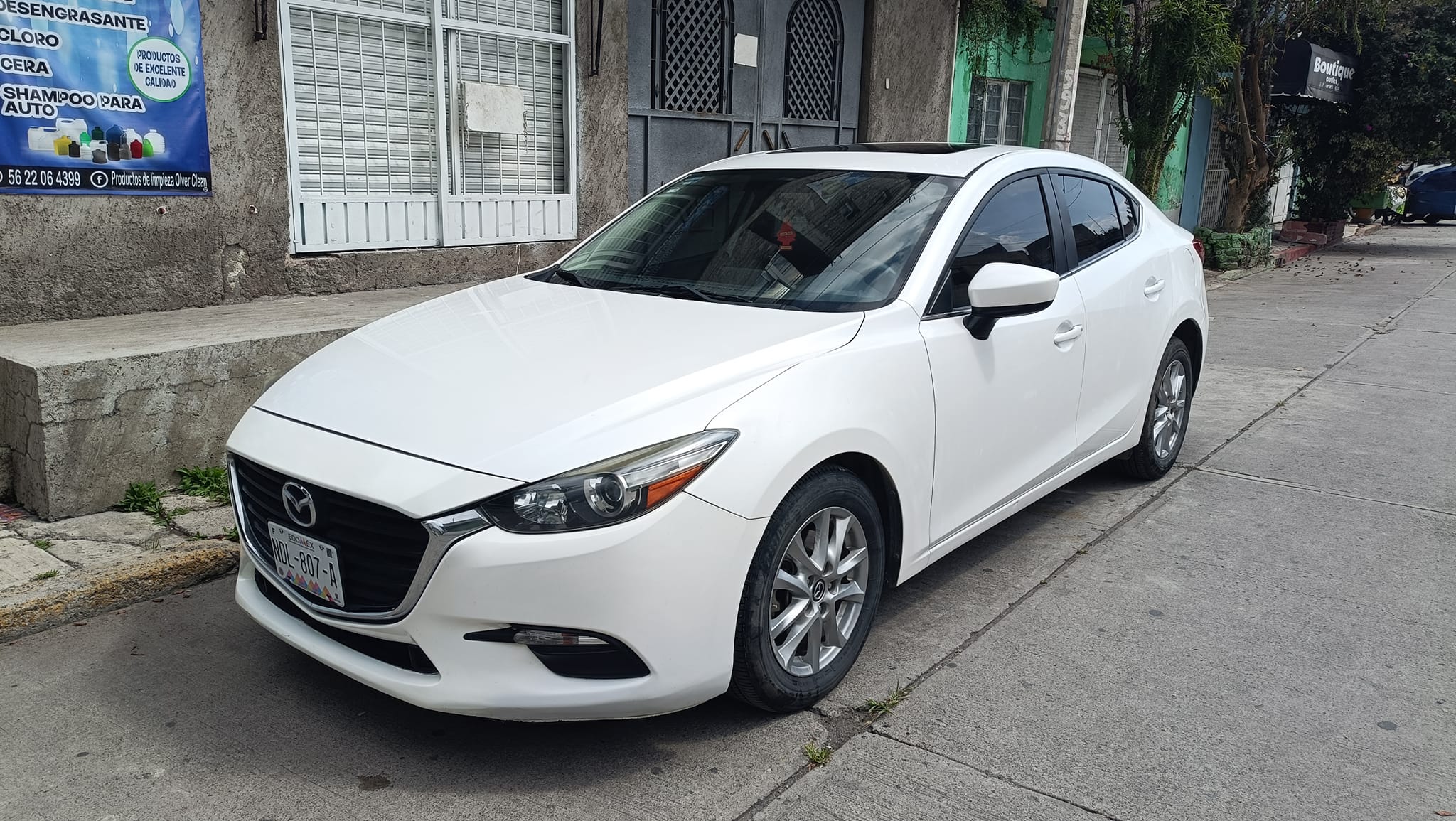 Mazda 3 Gran I Turing 2018 $210,000